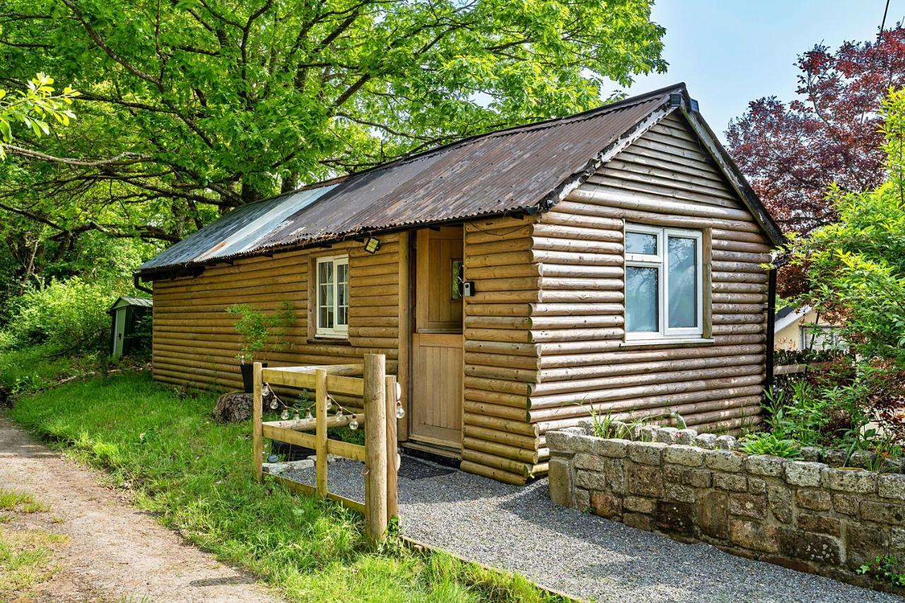 Finest Retreats - Trevoya Cabin ローンソン エクステリア 写真
